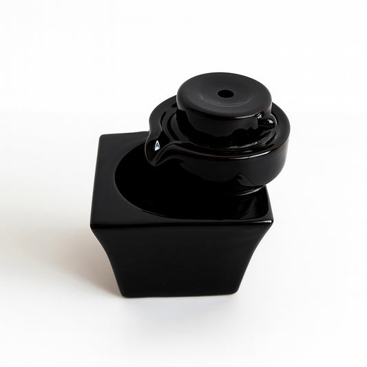 Queimador de incenso de cone preto